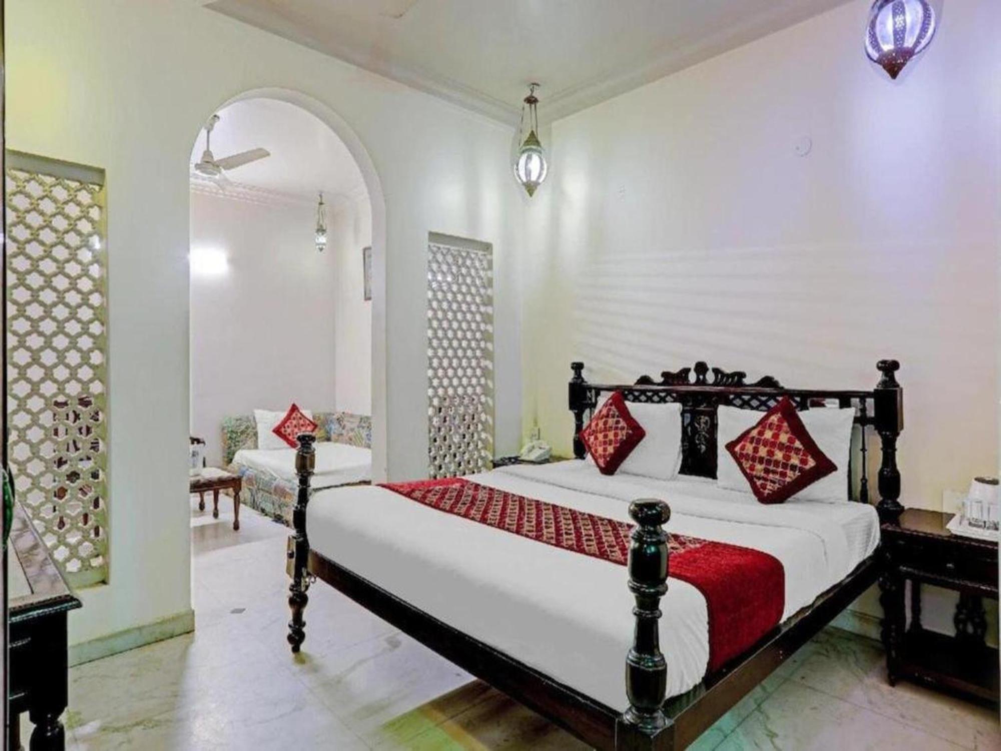 The Pinky Villa - Heritage Boutique Suites New Delhi Exterior photo