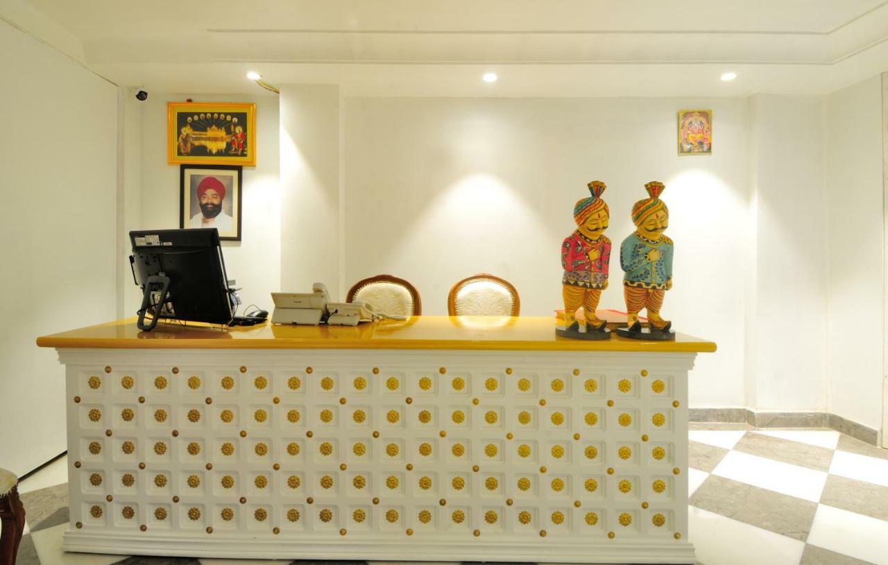 The Pinky Villa - Heritage Boutique Suites New Delhi Exterior photo
